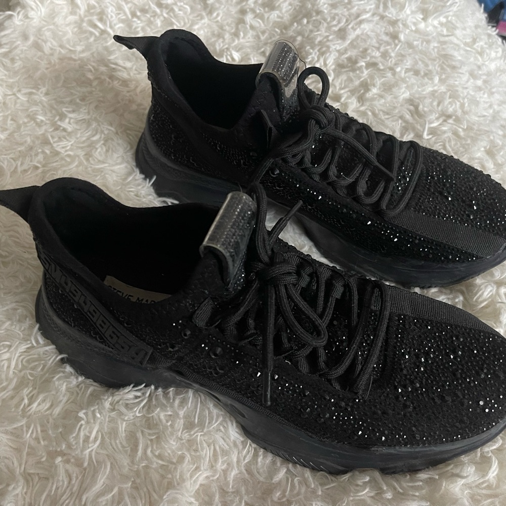STEVE MADDEN MAXIMAS ✨They are in great condition and size 10 in women’s.